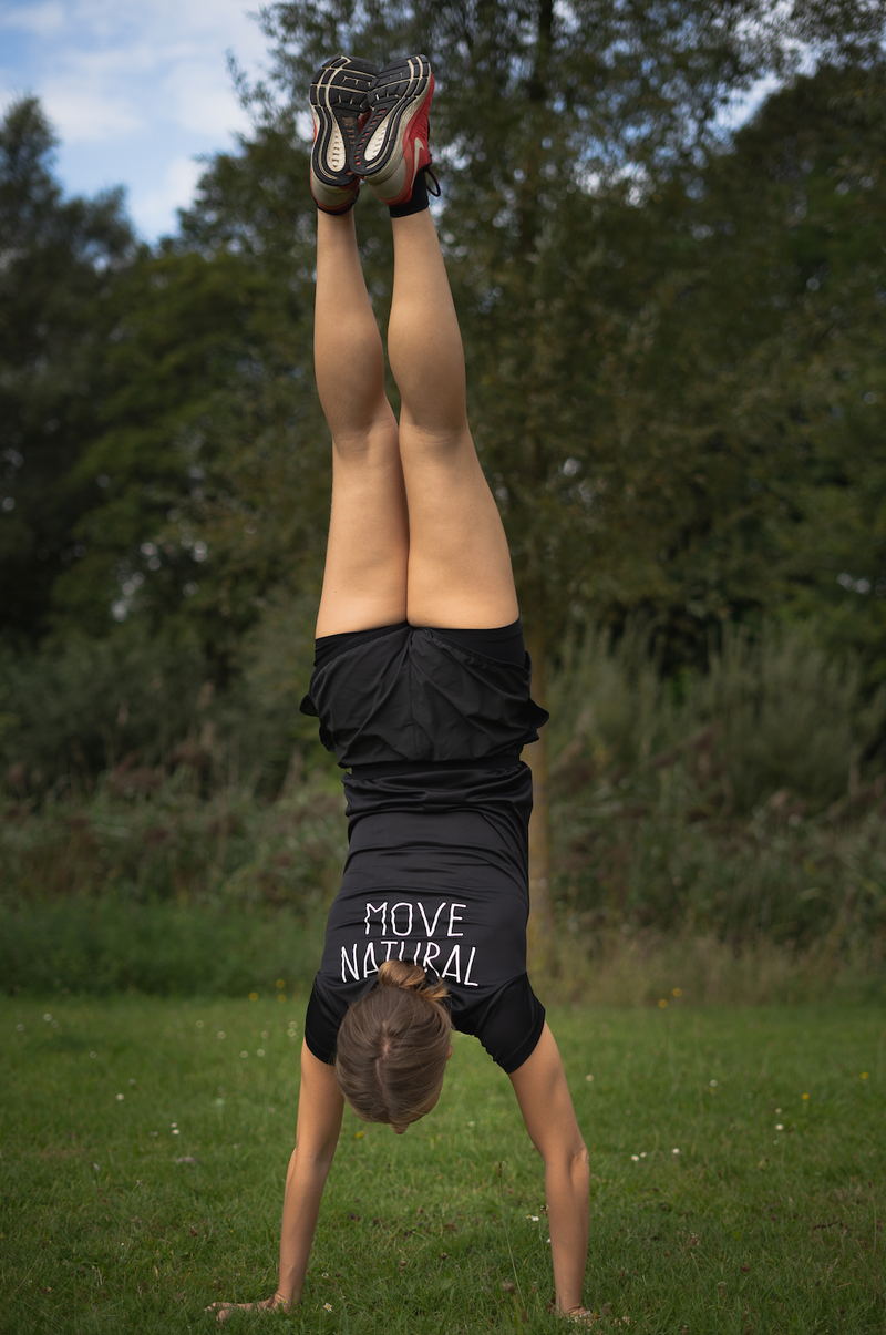 Move Natural - Handstand Tee - Ladies